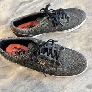 EUC! Vans Atwood Low DX Women's Size 10 Gray/White/Black Athletic Shoes